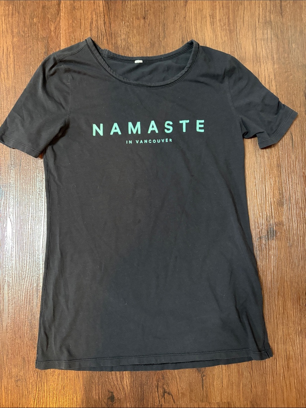 lululemon athletica Black Tee with Teal NAMASTE Graphic women sz S cotton blend